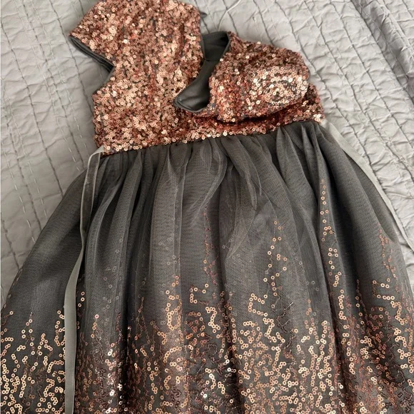 Zunie Rose Gold Sequin Dress - Picture 4 of 4